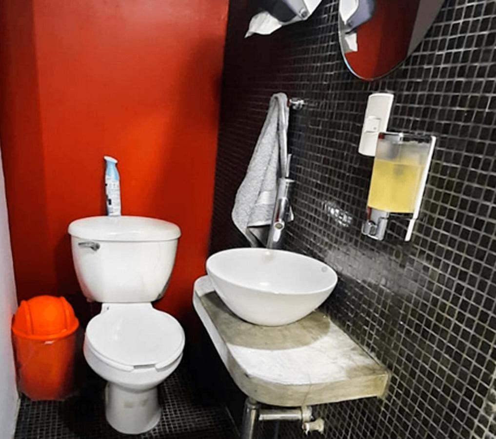 Habitaciones Privadas Con Bano Propio En Una Zona Segura Y Centrica De Guadalajara. Εξωτερικό φωτογραφία