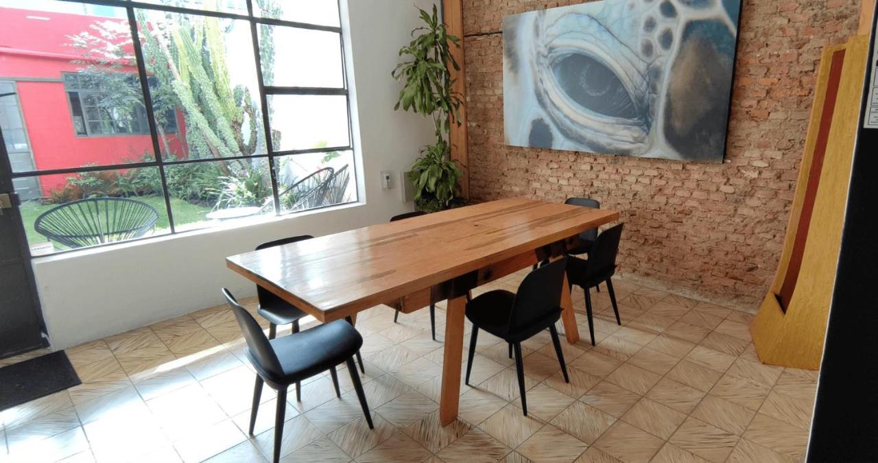 Habitaciones Privadas Con Bano Propio En Una Zona Segura Y Centrica De Guadalajara. Εξωτερικό φωτογραφία